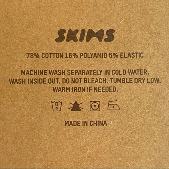 SKIMS 2 Pairs USA Olympic Flag Navy Blue Crew Socks NWT - Picture 6 of 15